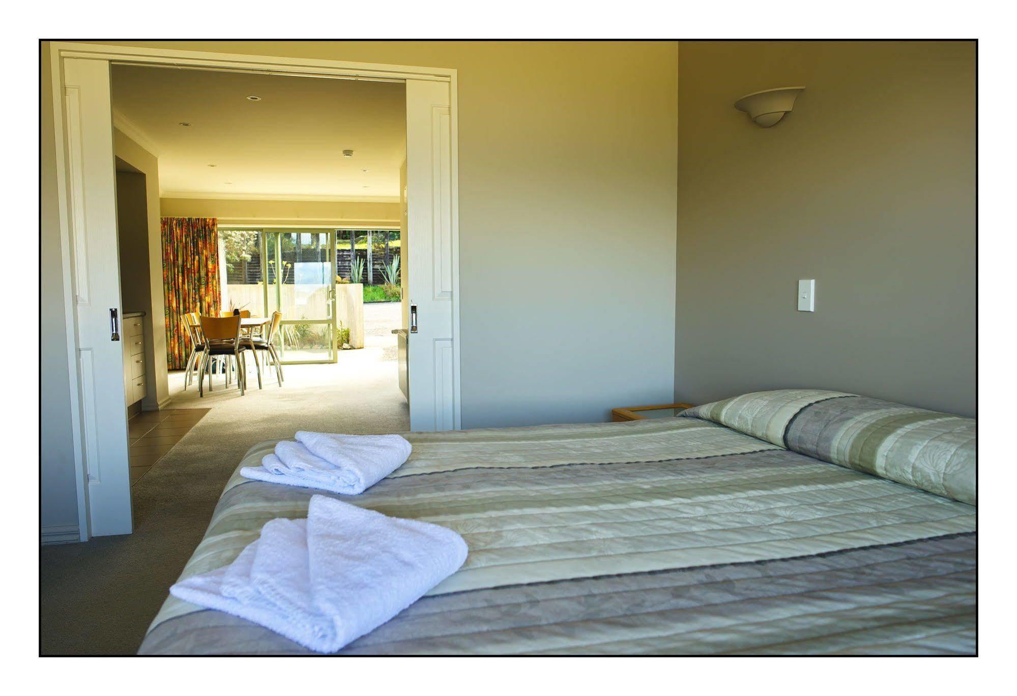 Hotel Lake Brunner Greymouth Εξωτερικό φωτογραφία