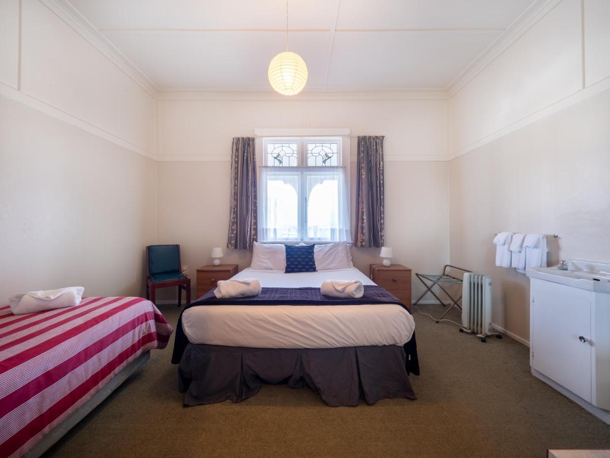 Hotel Lake Brunner Greymouth Εξωτερικό φωτογραφία