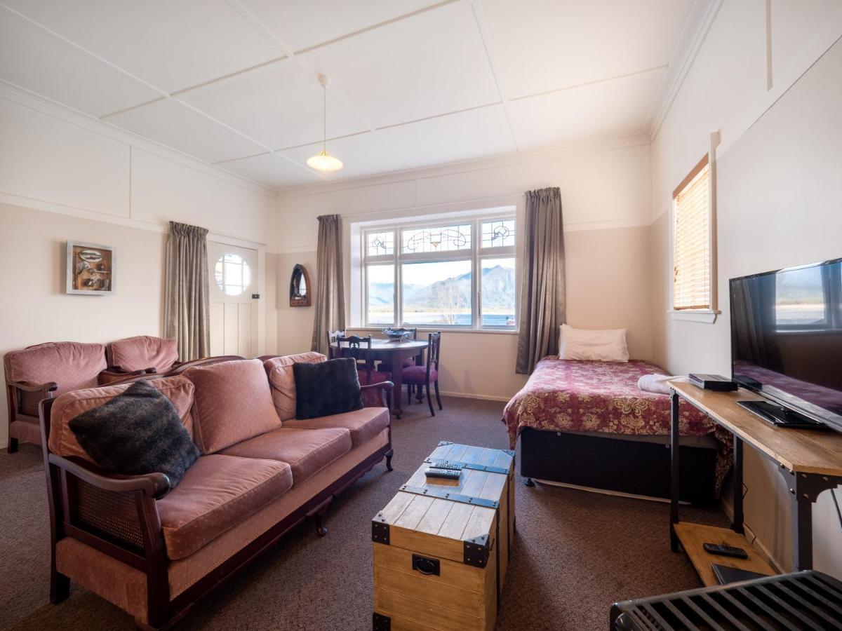 Hotel Lake Brunner Greymouth Εξωτερικό φωτογραφία
